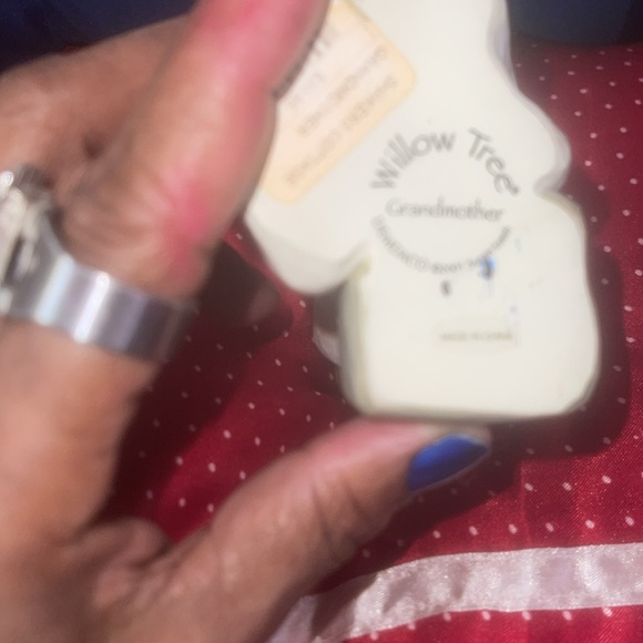 Grandmother Willow tree - Picture 4 of 4